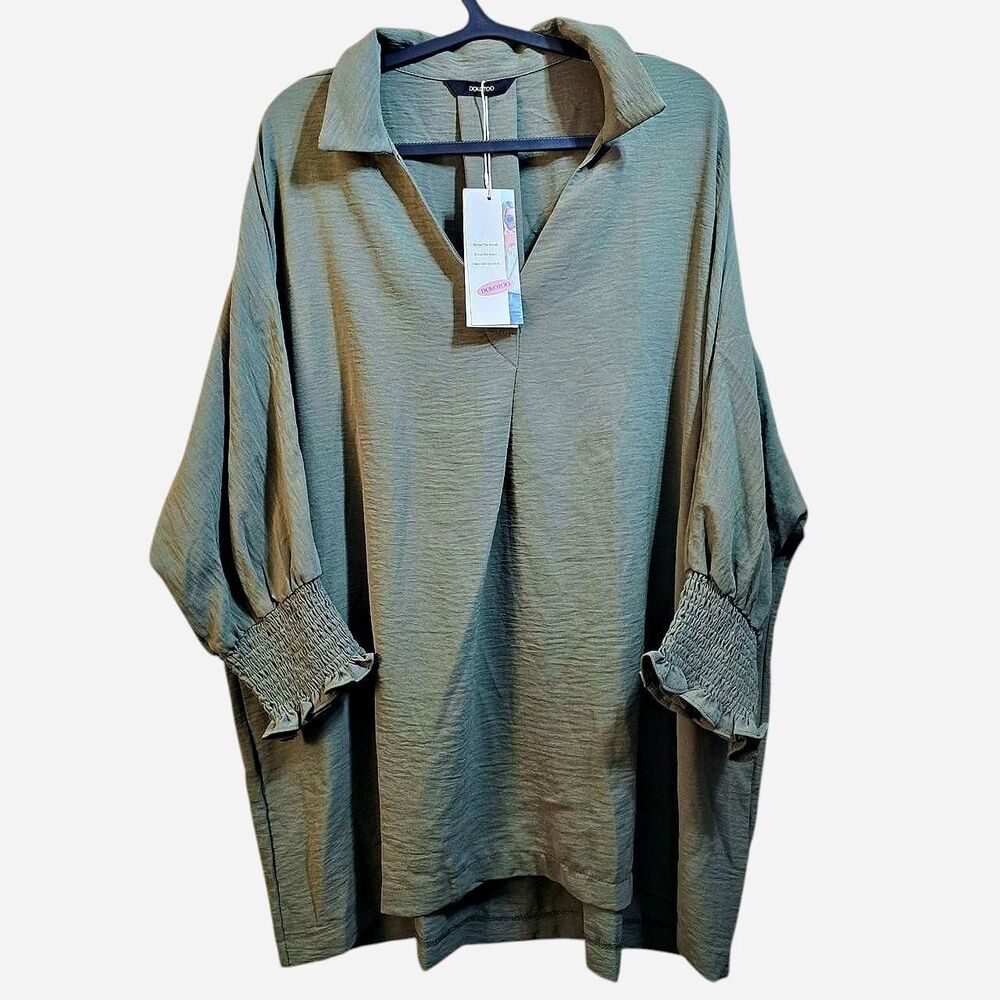 NWT Dokotoo Women's Olive Green Oversized zblouse